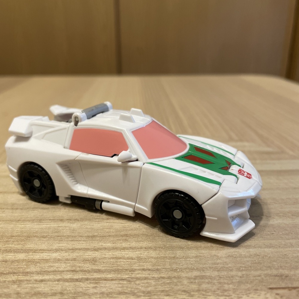 Transformers Cyberverse Wheeljack Gravity Cannon 1-Step Changer